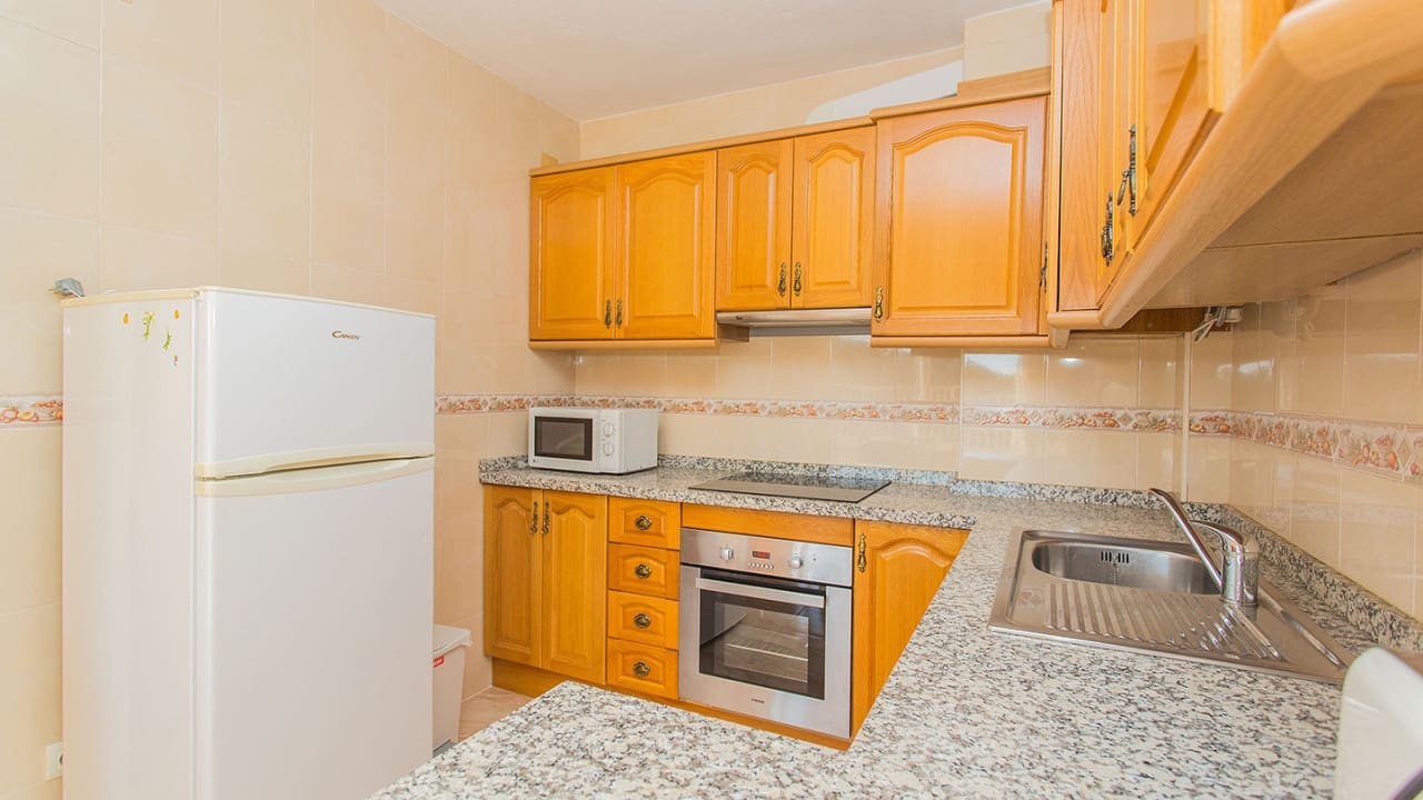 2 makuuhuone Huoneisto myytävänä paikassa Guardamar del Segura mukana uima-altaan - 149 900 € (Ref: 8671454)