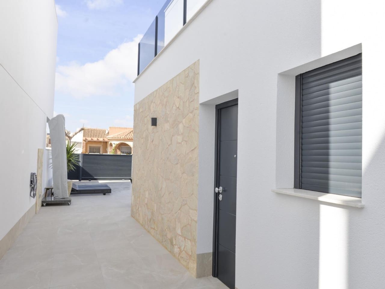 3 slaapkamer Villa te koop in San Pedro del Pinatar met zwembad - € 439.000 (Ref: 8672815)