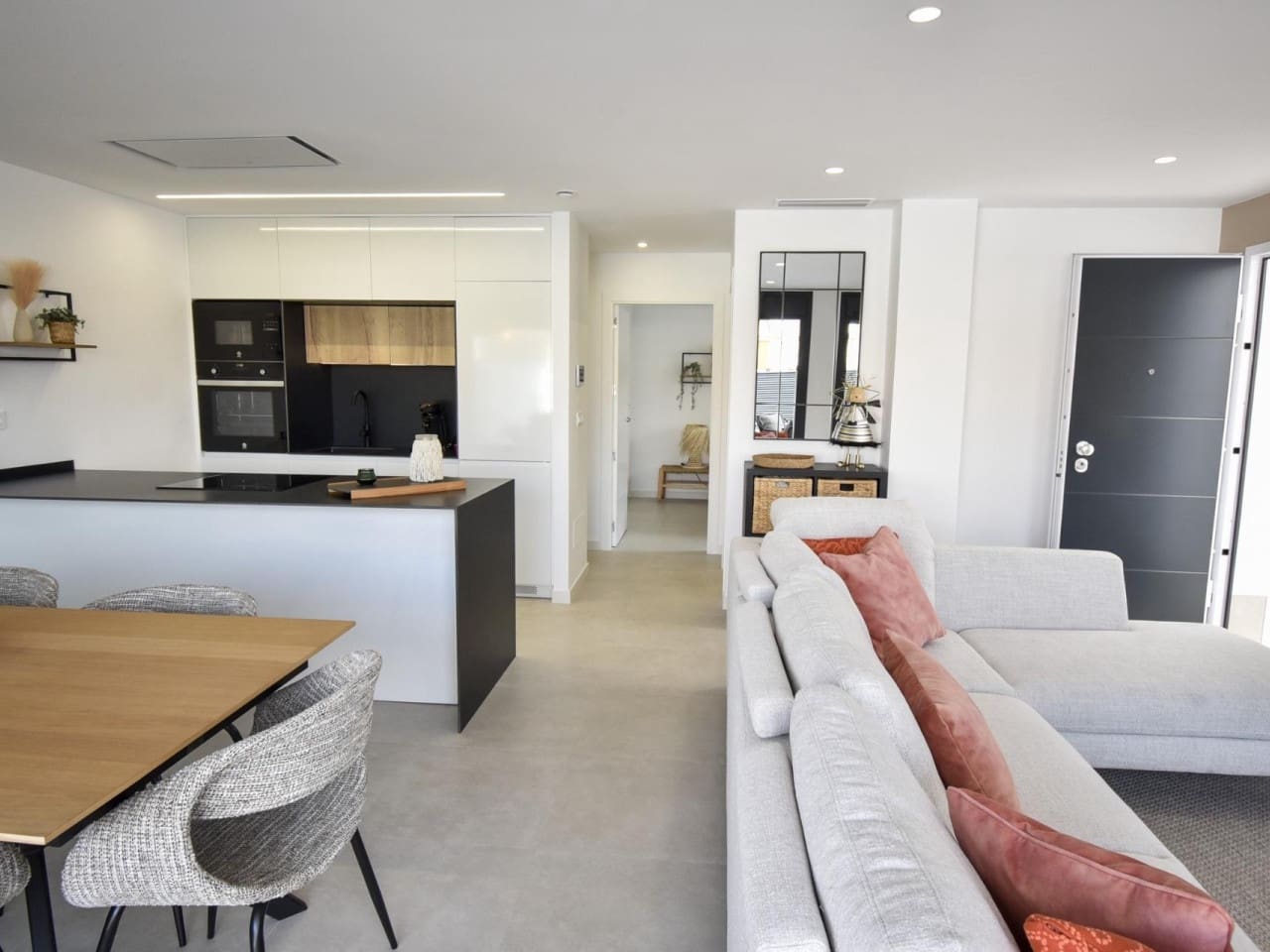 3 slaapkamer Villa te koop in San Pedro del Pinatar met zwembad - € 439.000 (Ref: 8672815)