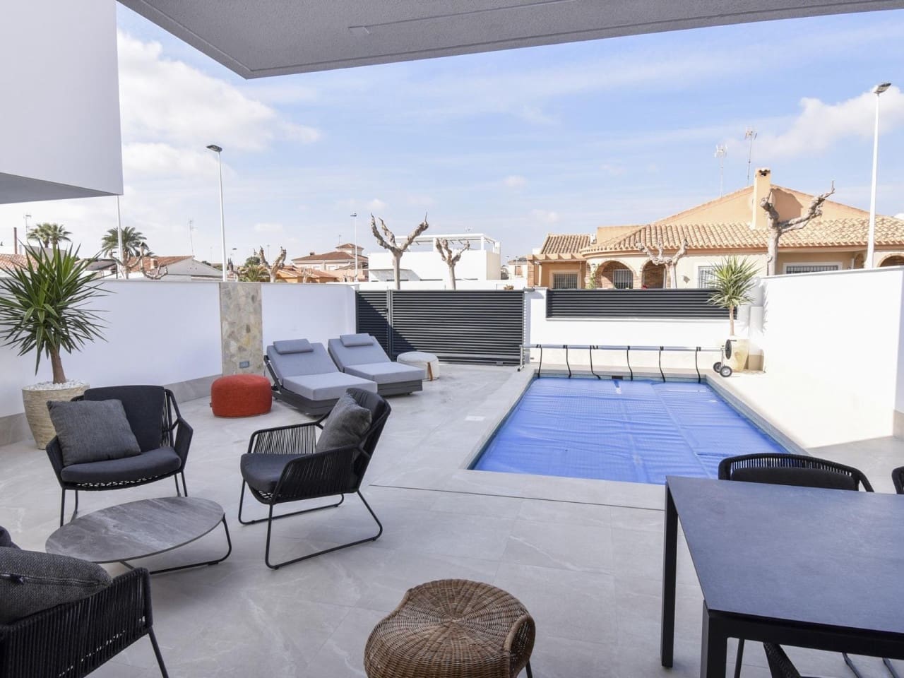 3 slaapkamer Villa te koop in San Pedro del Pinatar met zwembad - € 439.000 (Ref: 8672815)