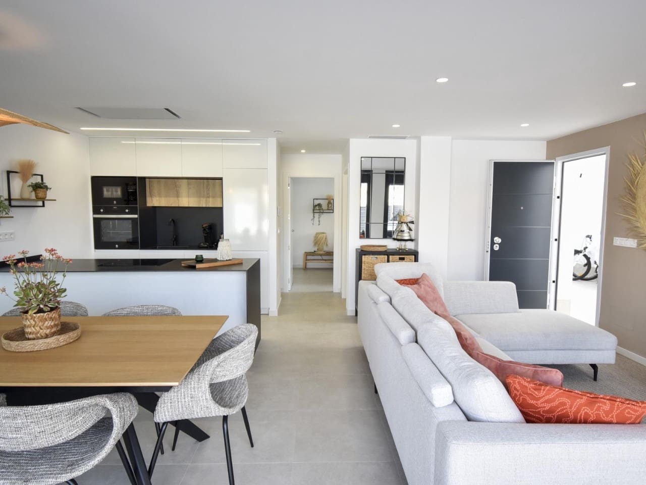 3 slaapkamer Villa te koop in San Pedro del Pinatar met zwembad - € 439.000 (Ref: 8672815)