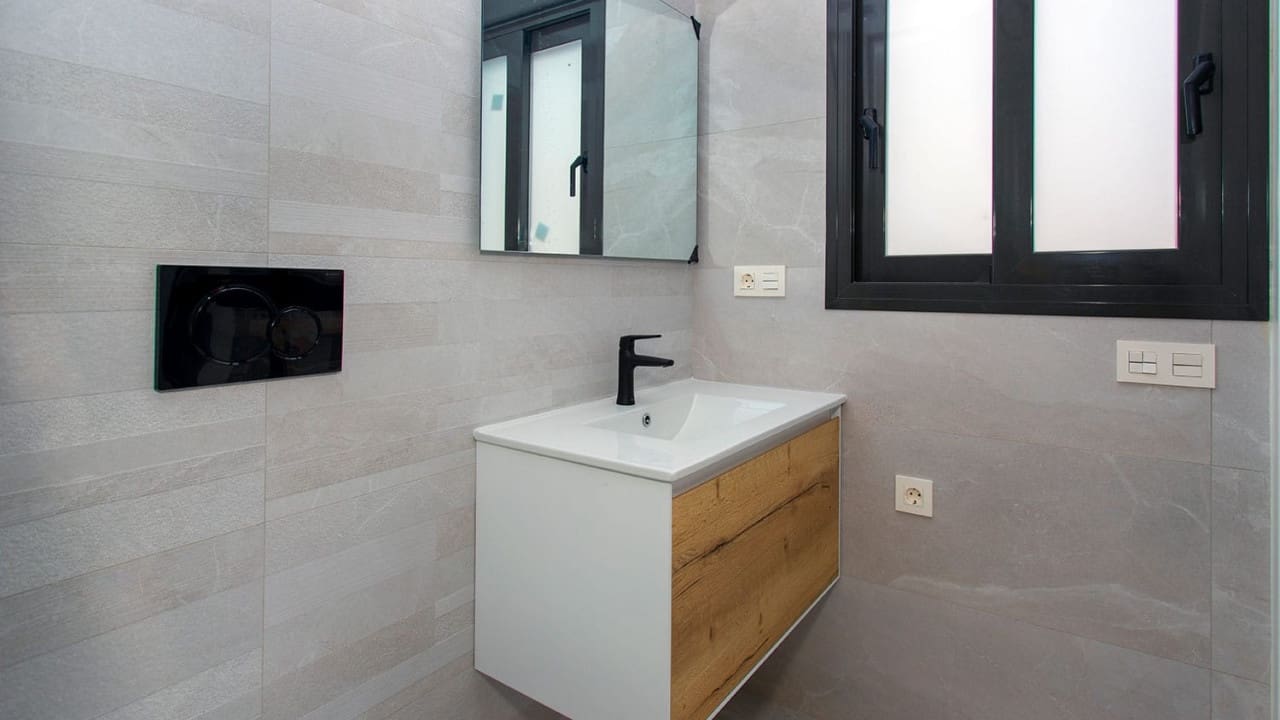 2 chambre Appartement à vendre à Torrevieja avec piscine - 319 900 € (Ref: 8675180)