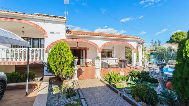 5 slaapkamer Villa te koop in Los Balcones met zwembad - € 980.000 (Ref: 8677037)