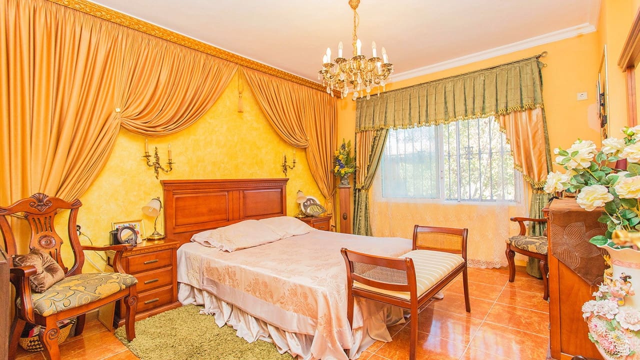 5 soveværelse Villa til salg i Los Balcones med swimmingpool - € 980.000 (Ref: 8677037)