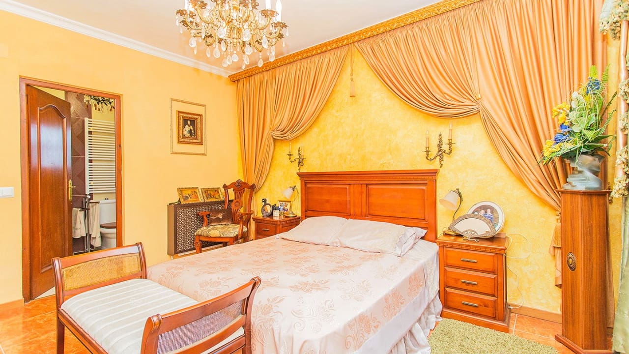 5 soveværelse Villa til salg i Los Balcones med swimmingpool - € 980.000 (Ref: 8677037)