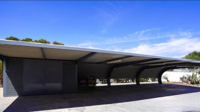 4 soverom Finca/Herregård til salgs i Elche / Elx med svømmebasseng - € 730 000 (Ref: 8687436)