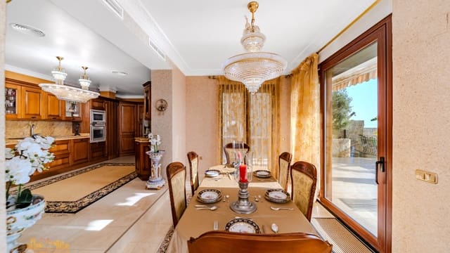 5 quarto Moradia para venda em Altea com piscina garagem - 2 400 000 € (Ref: 8691300)