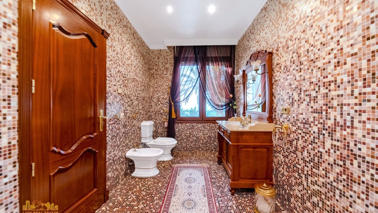 5 bedroom Villa for sale in Altea - € 2,790,000 (Ref: 8691300)