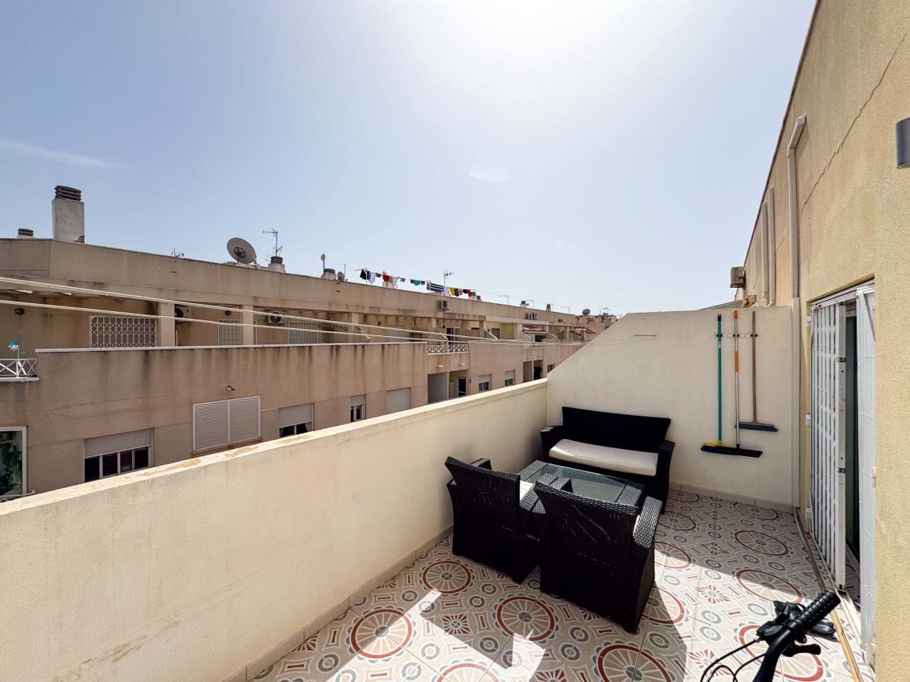 2 sovrum Lägenhet till salu i Torrevieja med pool - 154 900 € (Ref: 9233156)