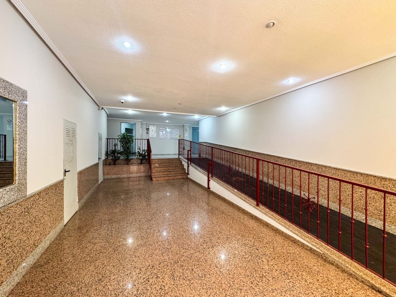 2 sovrum Lägenhet till salu i Torrevieja med pool - 154 900 € (Ref: 9233156)