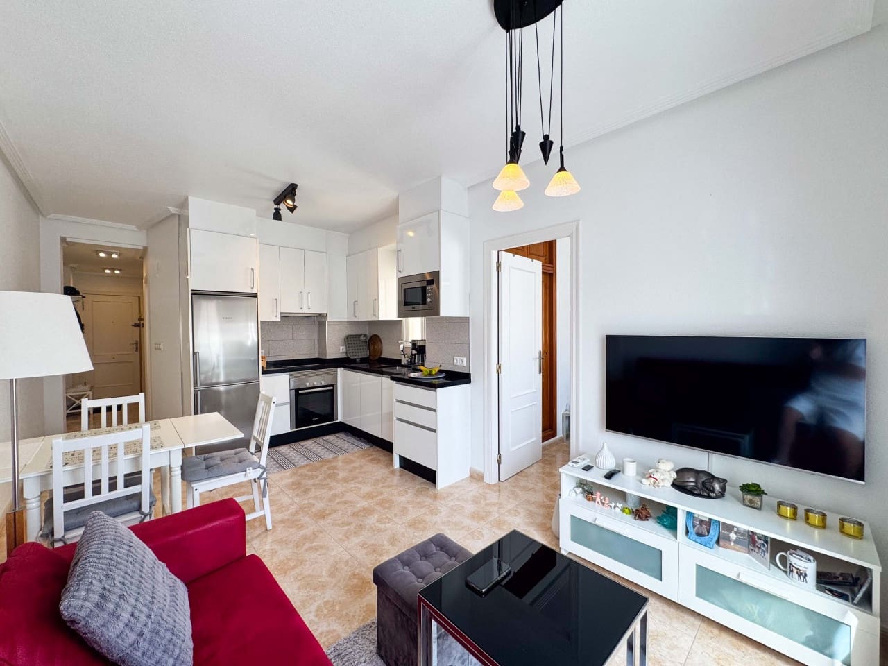 2 sovrum Lägenhet till salu i Torrevieja med pool - 154 900 € (Ref: 9233156)