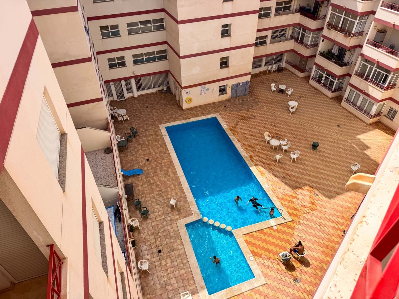 2 sovrum Lägenhet till salu i Torrevieja med pool - 154 900 € (Ref: 9233156)