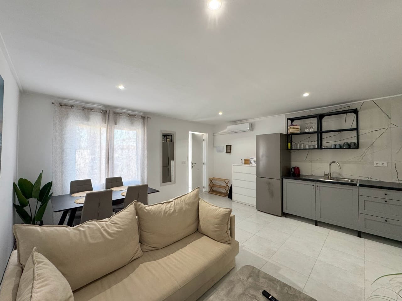 2 chambre Villa/Maison à vendre à Torrevieja - 160 000 € (Ref: 9233157)