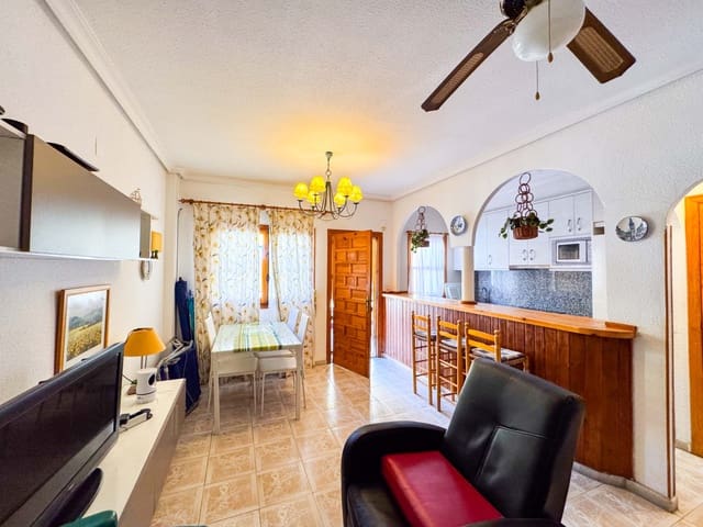 2 slaapkamer Huis te koop in Los Europeos, Torrevieja met zwembad - € 198.000 (Ref: 9233158)