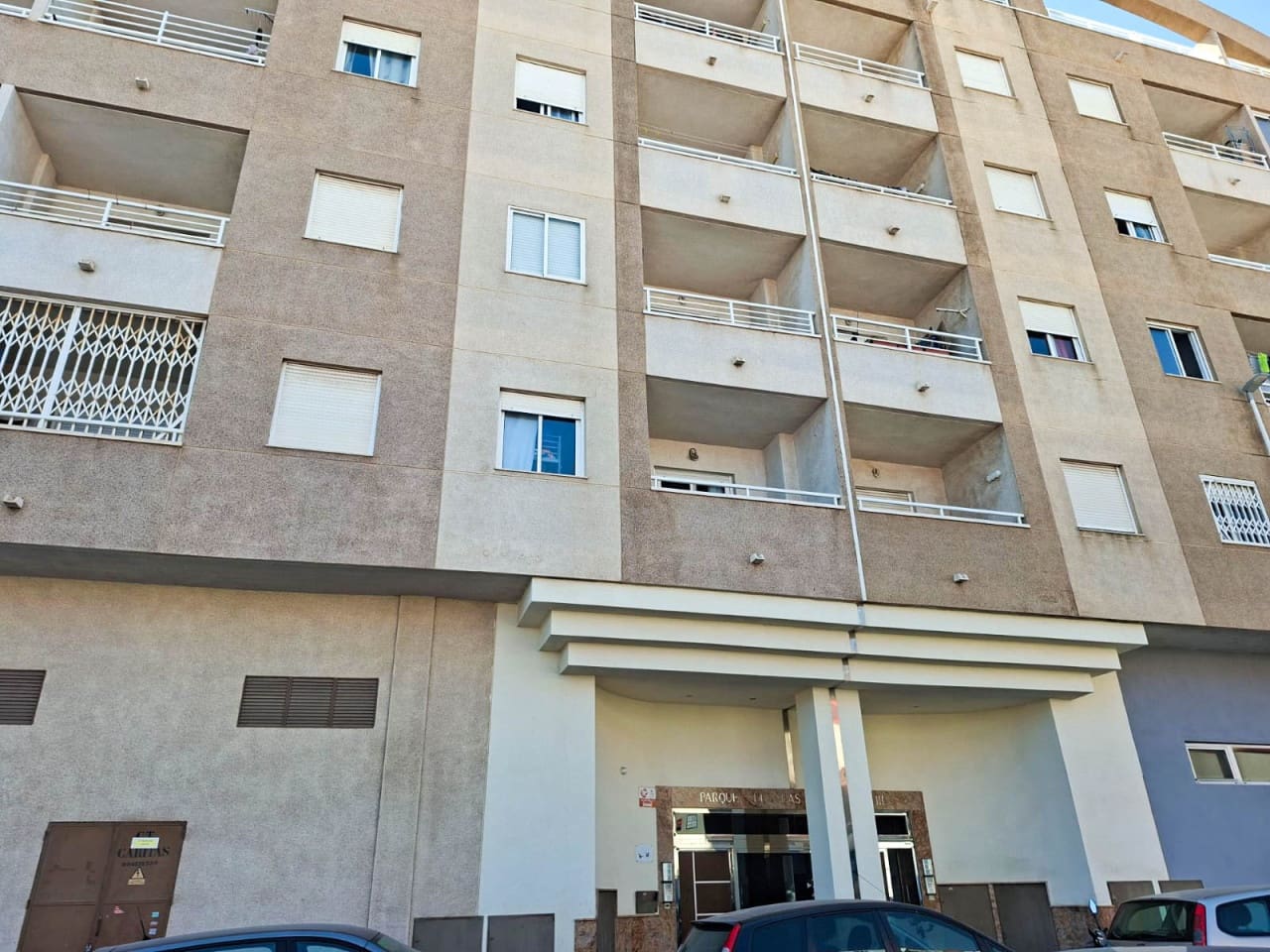 2 slaapkamer Appartement te koop in Torrevieja met zwembad garage - € 156.260 (Ref: 9233160)