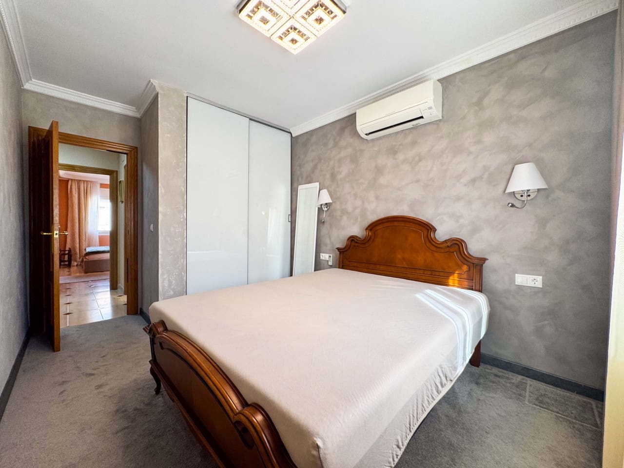 3 sypialnia Dom na sprzedaż w Torrevieja z garażem - 439 000 € (Ref: 9233161)