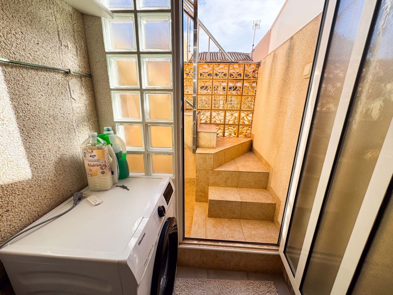 3 sypialnia Dom na sprzedaż w Torrevieja z garażem - 439 000 € (Ref: 9233161)