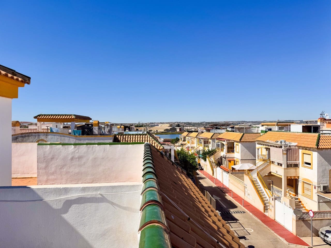 3 soverom Hus til salgs i Torrevieja med svømmebasseng garasje - € 215 000 (Ref: 9233165)
