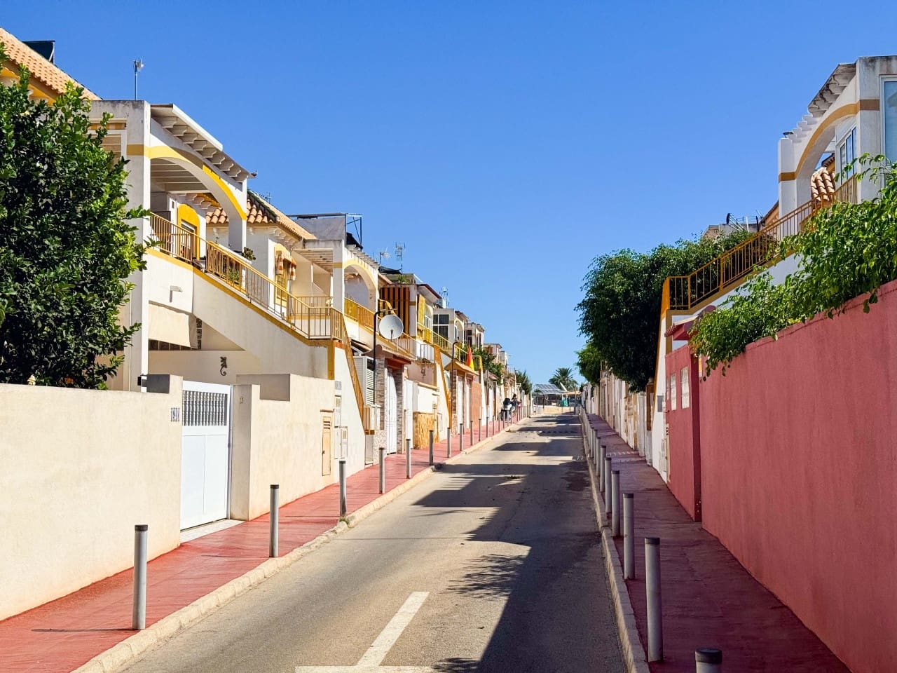 3 soverom Hus til salgs i Torrevieja med svømmebasseng garasje - € 215 000 (Ref: 9233165)