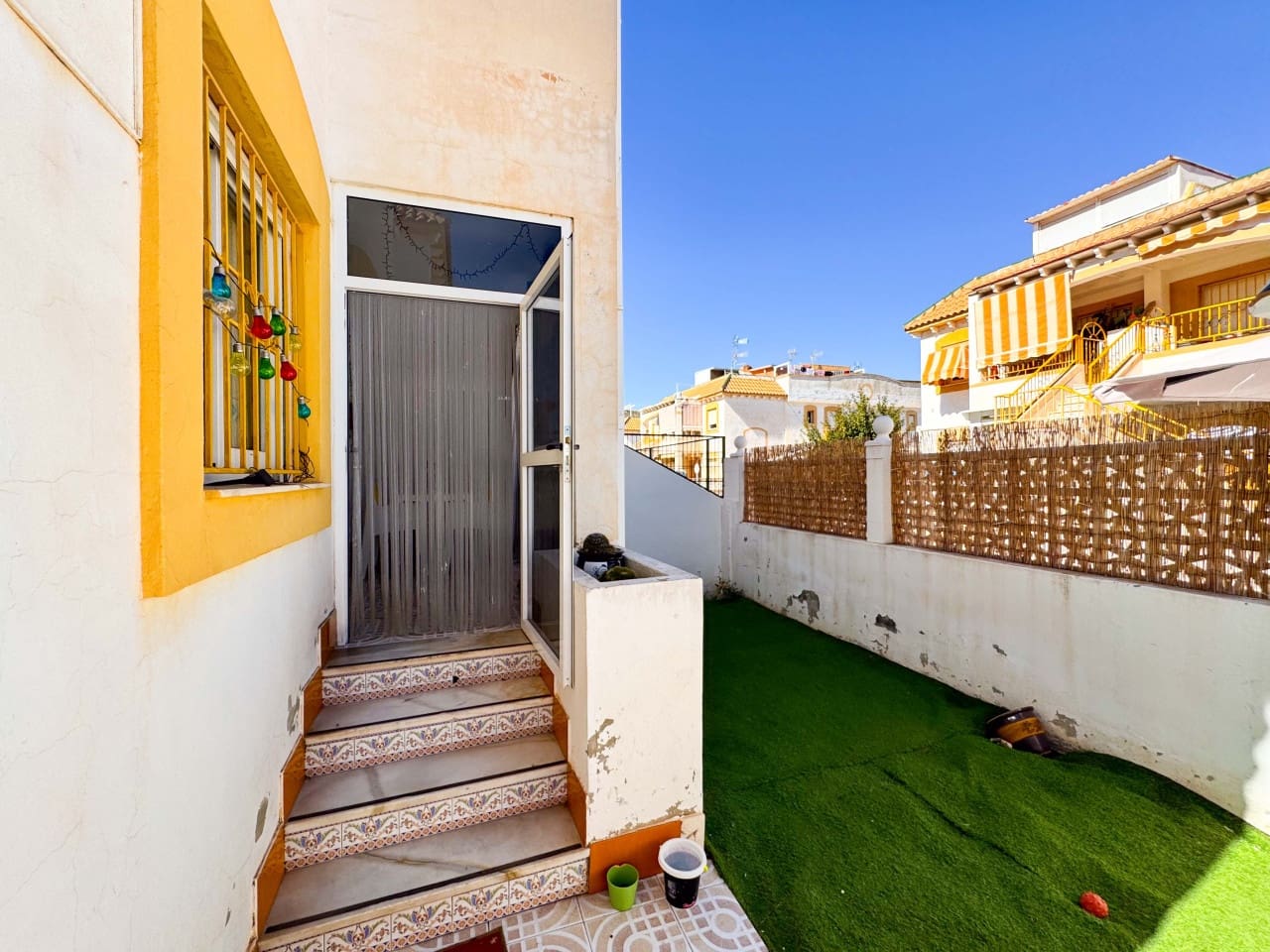 3 soverom Hus til salgs i Torrevieja med svømmebasseng garasje - € 215 000 (Ref: 9233165)