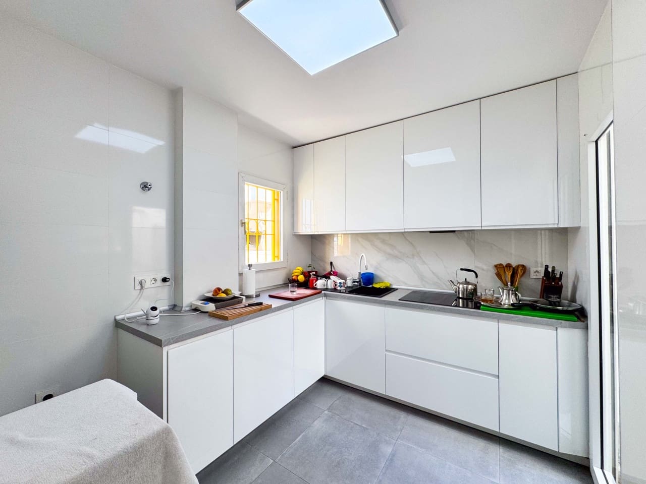 3 soverom Hus til salgs i Torrevieja med svømmebasseng garasje - € 215 000 (Ref: 9233165)