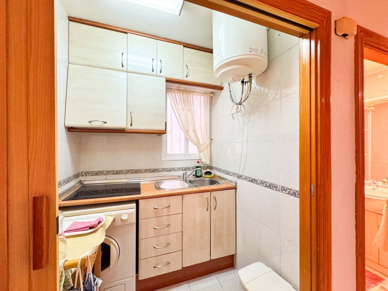 1 bedroom Apartment for sale in Torrevieja with garage - € 110,000 (Ref: 9233168)