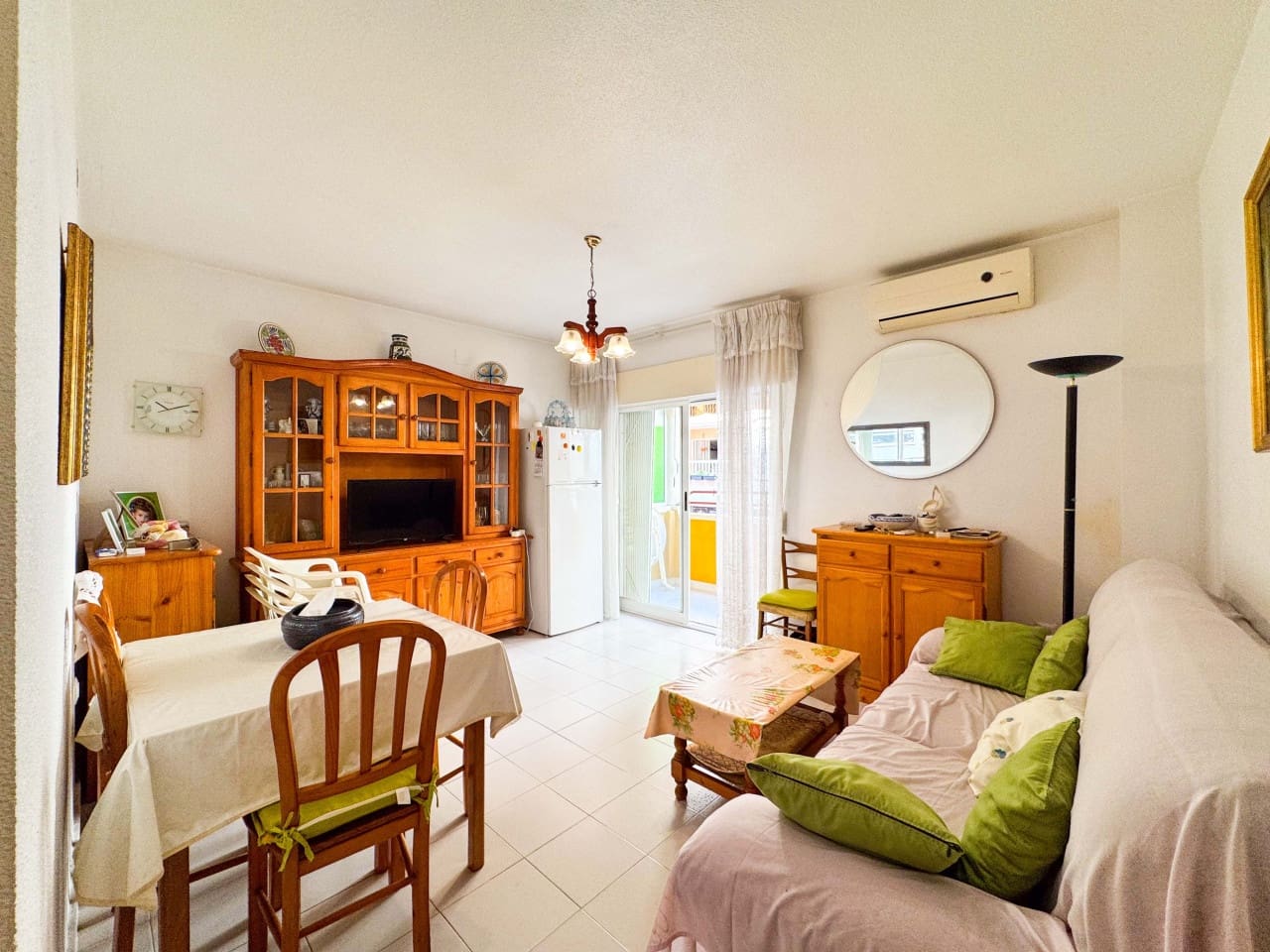 1 bedroom Apartment for sale in Torrevieja with garage - € 110,000 (Ref: 9233168)