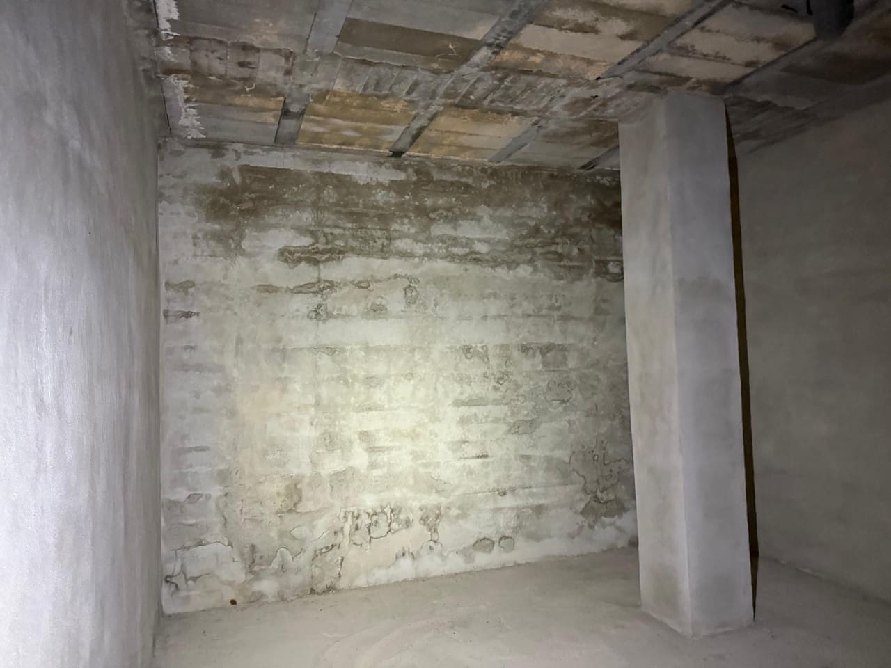 Garaż na sprzedaż w Torrevieja - 12 000 € (Ref: 9233172)