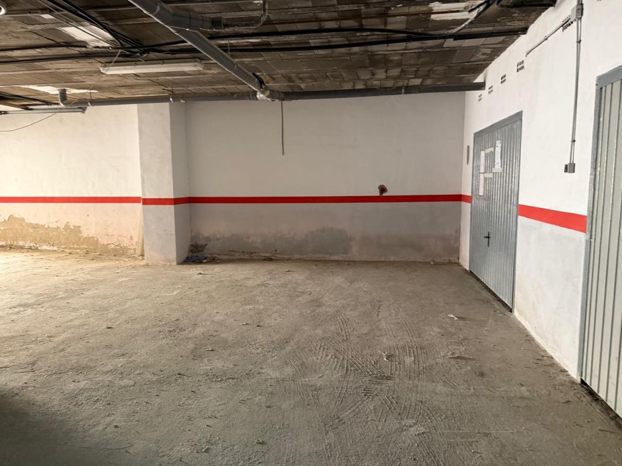 Garaż na sprzedaż w Torrevieja - 12 000 € (Ref: 9233172)