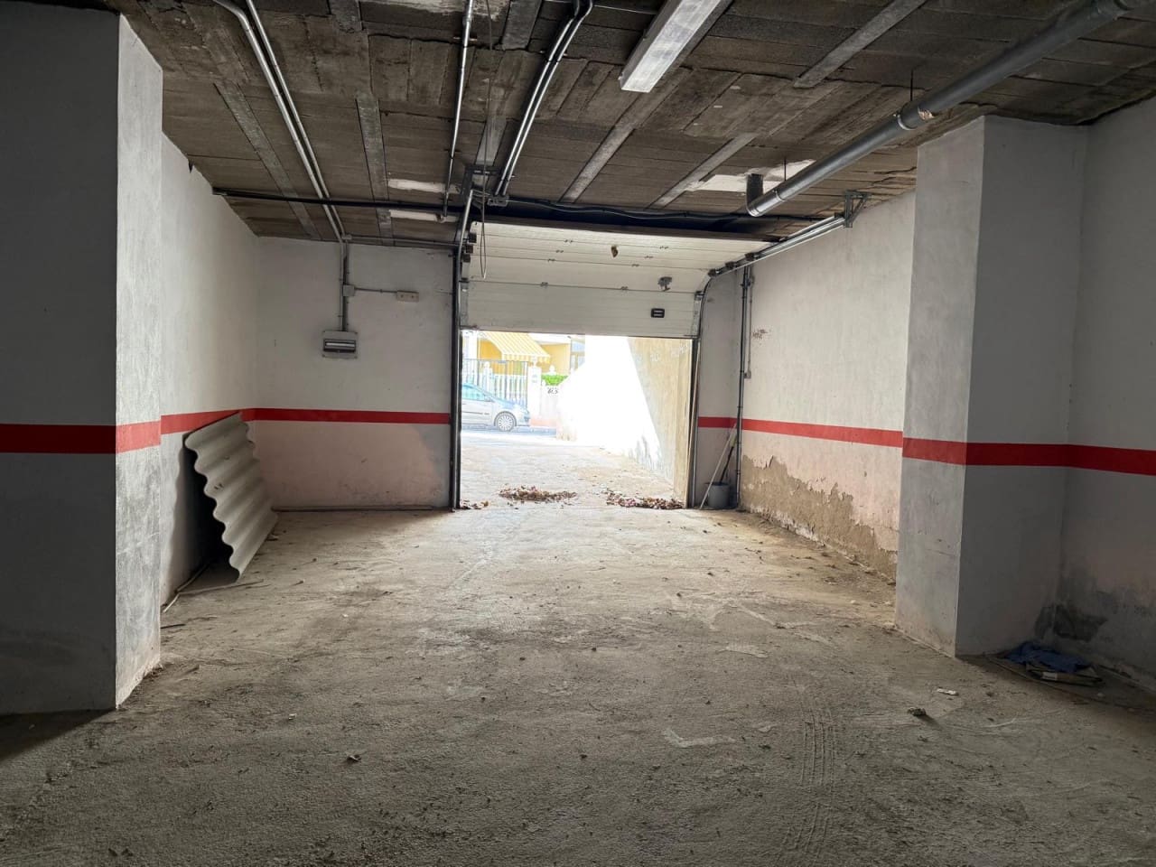 Garaż na sprzedaż w Torrevieja - 12 000 € (Ref: 9233172)