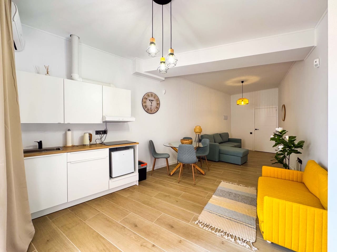 Lägenhet till salu i Torrevieja - 84 990 € (Ref: 9233173)