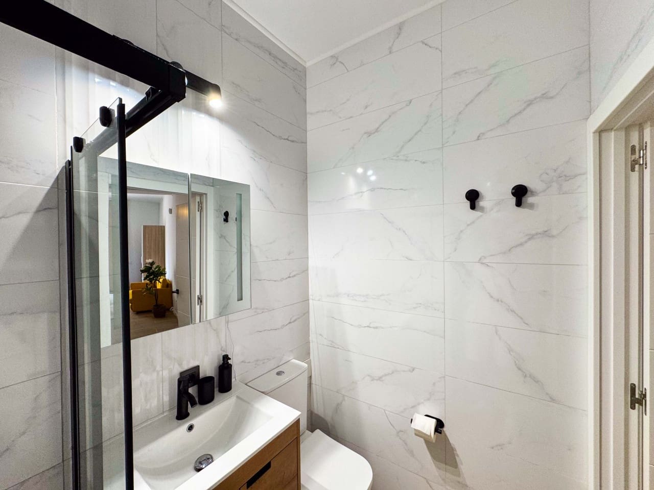 Lägenhet till salu i Torrevieja - 84 990 € (Ref: 9233173)