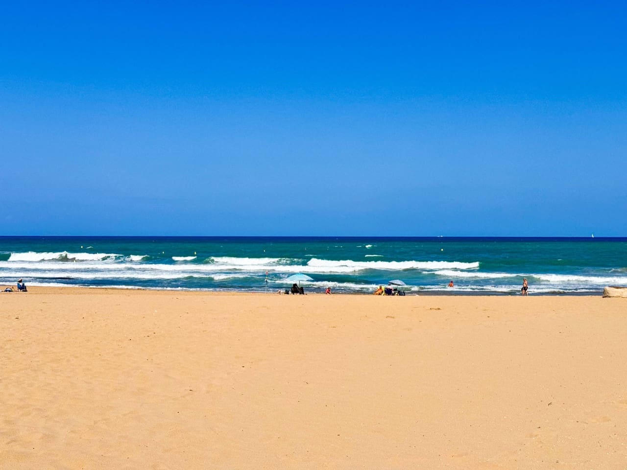 Lägenhet till salu i Torrevieja - 84 990 € (Ref: 9233173)