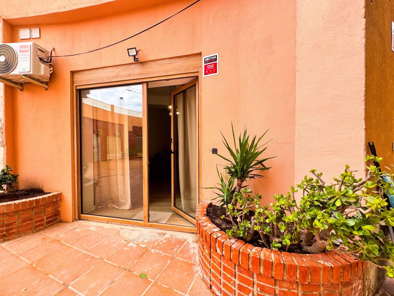 Lägenhet till salu i Torrevieja - 84 990 € (Ref: 9233173)