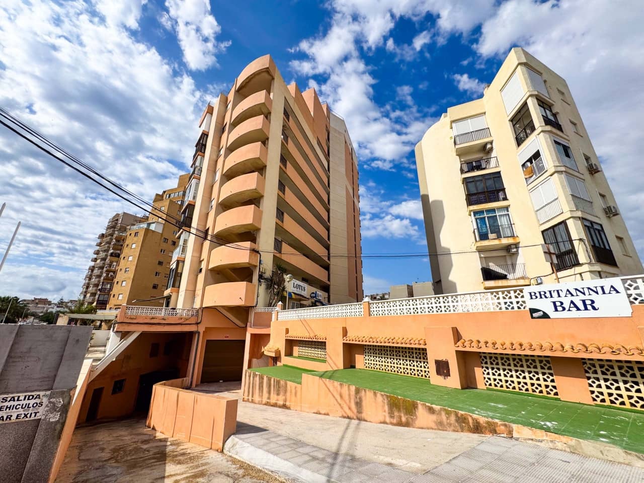 Lägenhet till salu i Torrevieja - 84 990 € (Ref: 9233173)