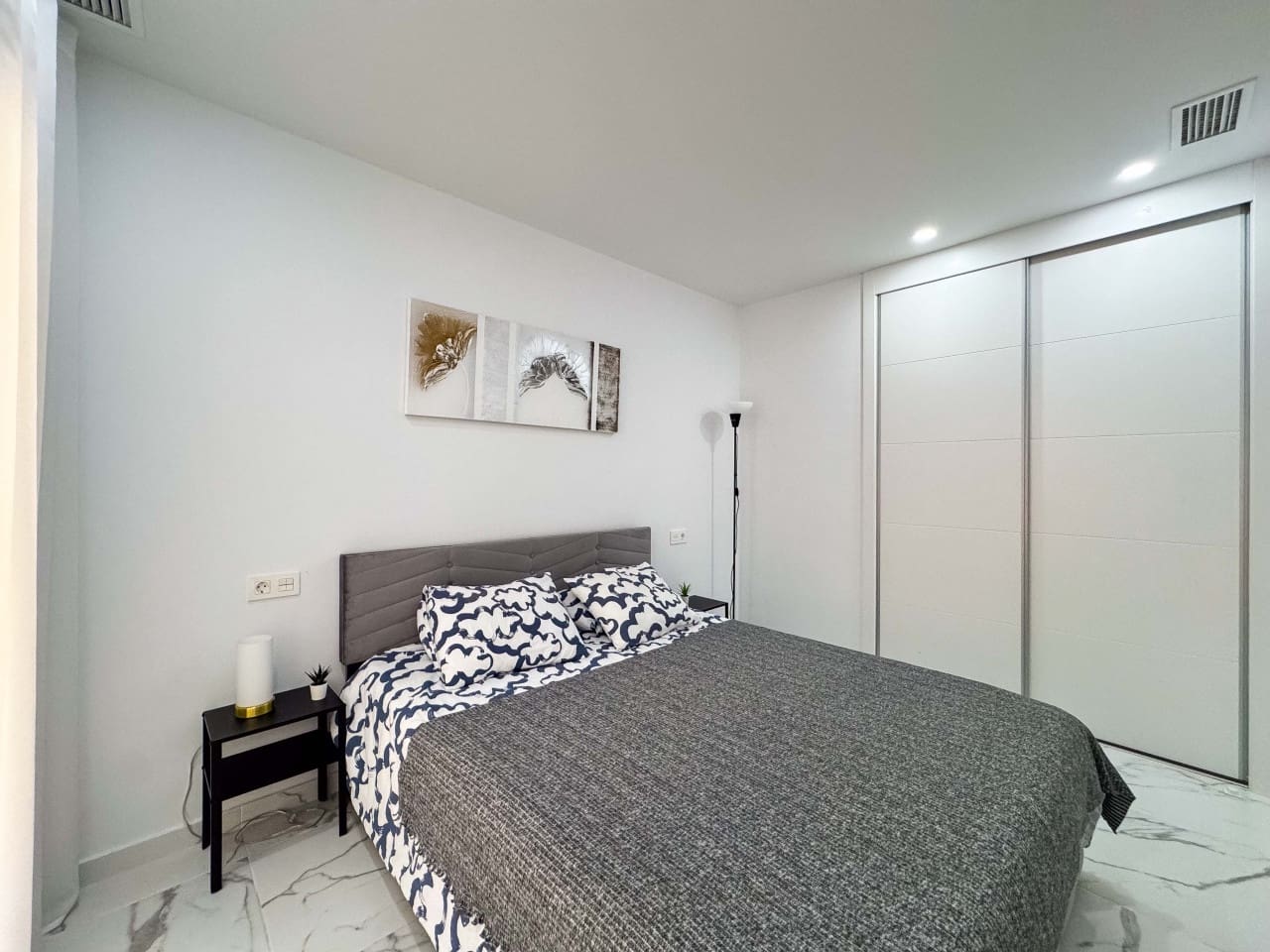 1 sovrum Lägenhet till salu i Torrevieja med pool - 174 900 € (Ref: 9233174)