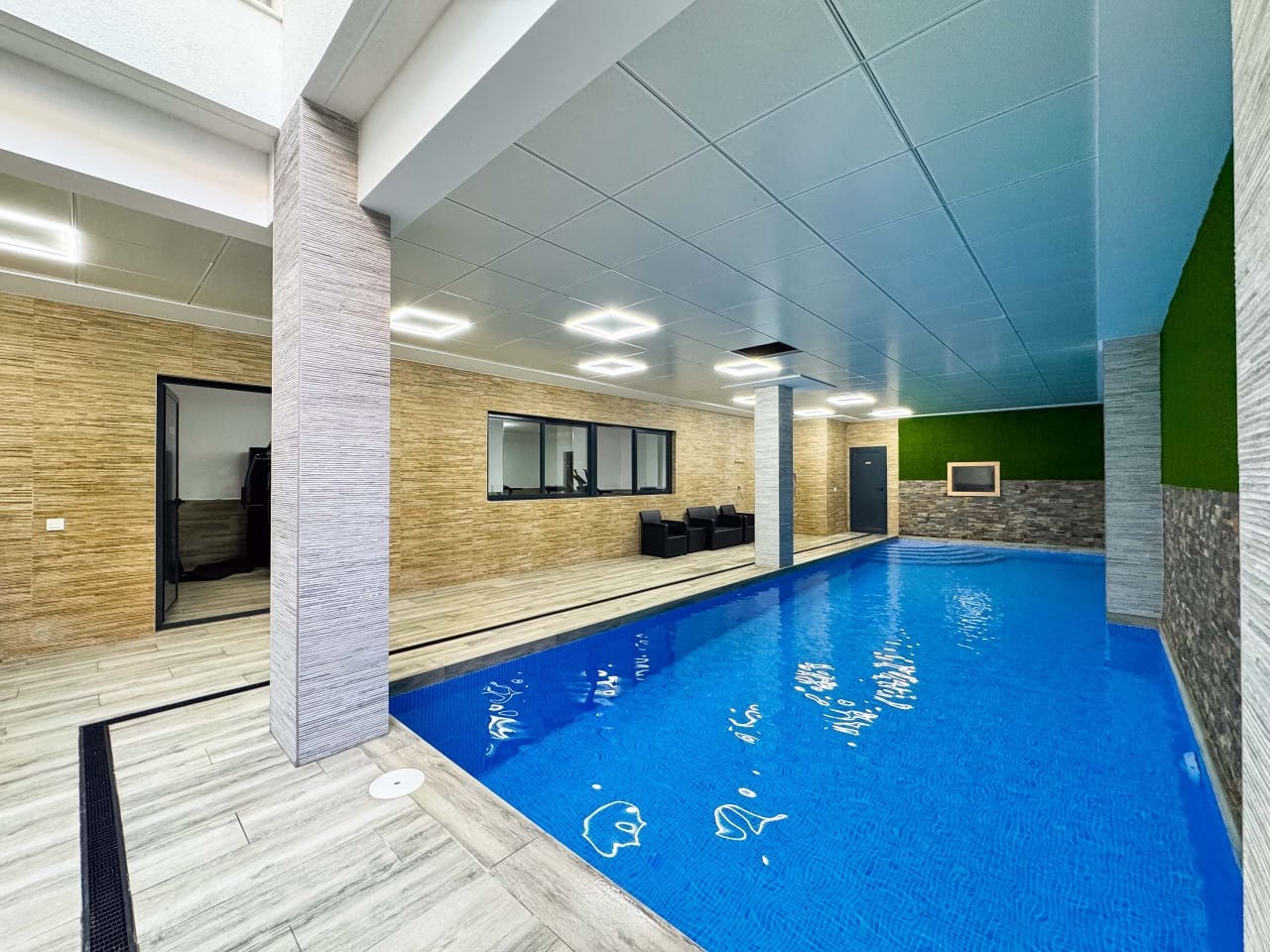1 sovrum Lägenhet till salu i Torrevieja med pool - 174 900 € (Ref: 9233174)