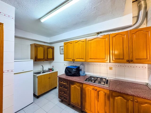 2 bedroom Villa for sale in Los Europeos, Torrevieja - € 145,000 (Ref: 9233175)