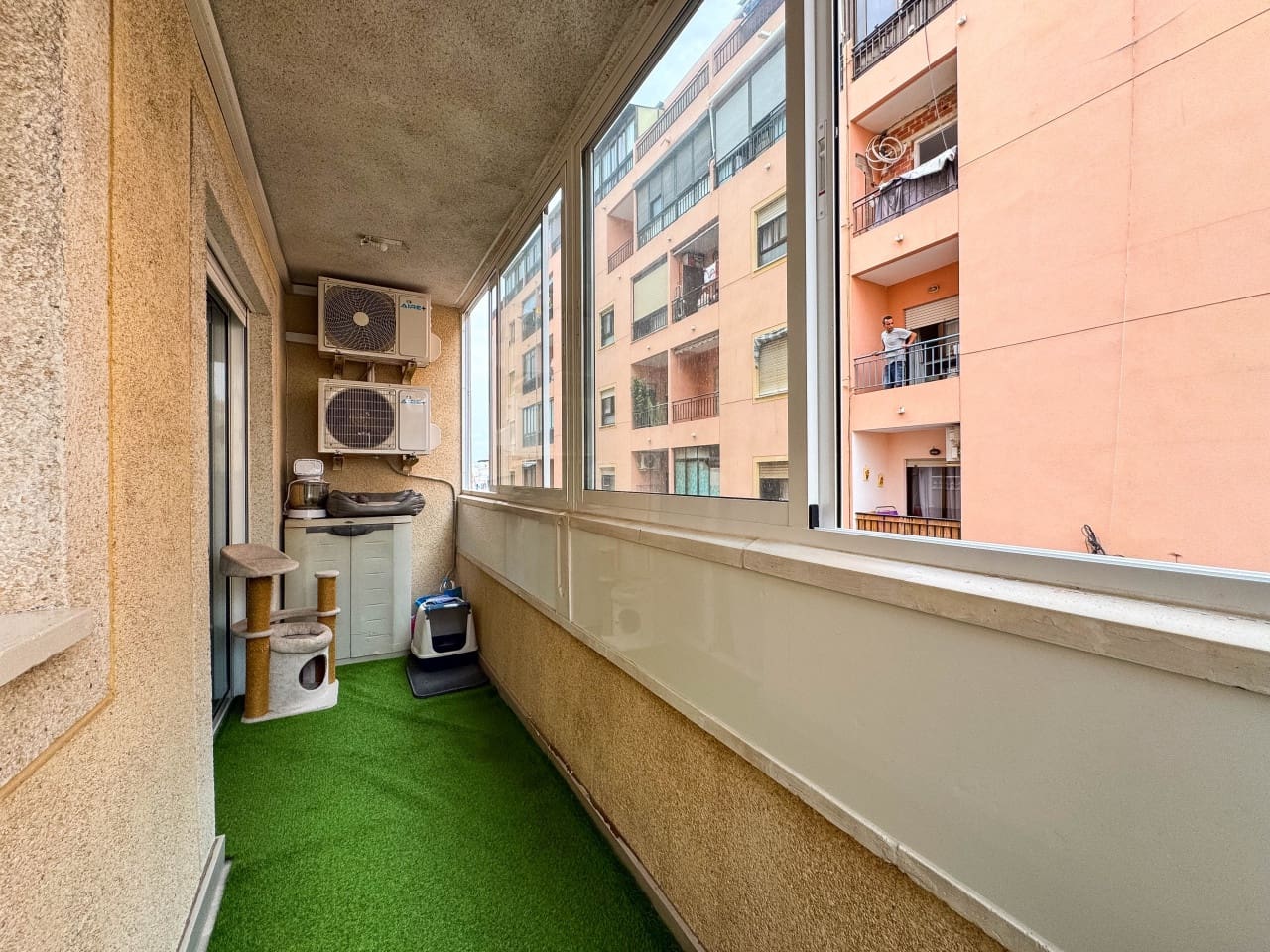 4 slaapkamer Appartement te koop in Torrevieja - € 210.000 (Ref: 9233181)