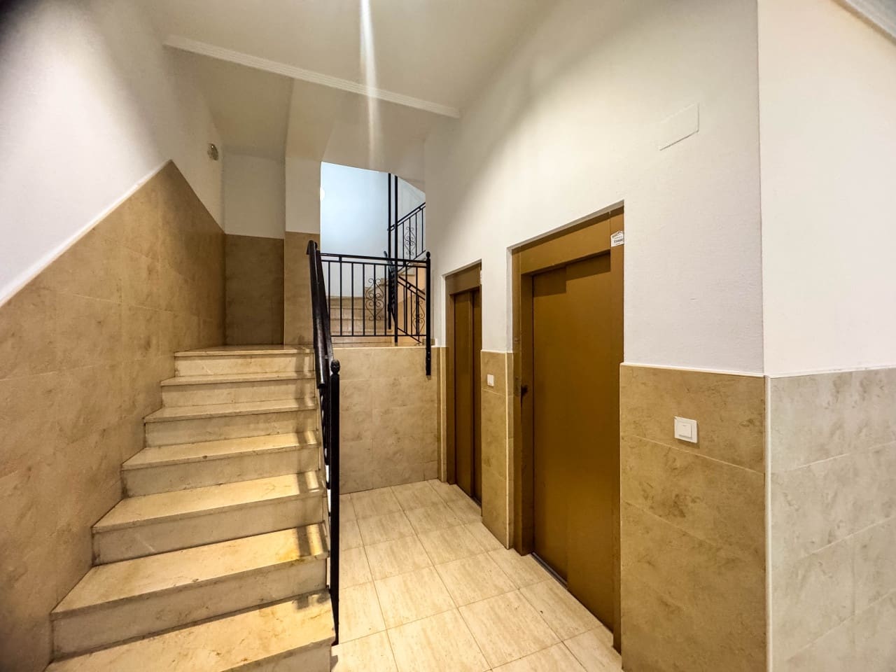 4 slaapkamer Appartement te koop in Torrevieja - € 210.000 (Ref: 9233181)