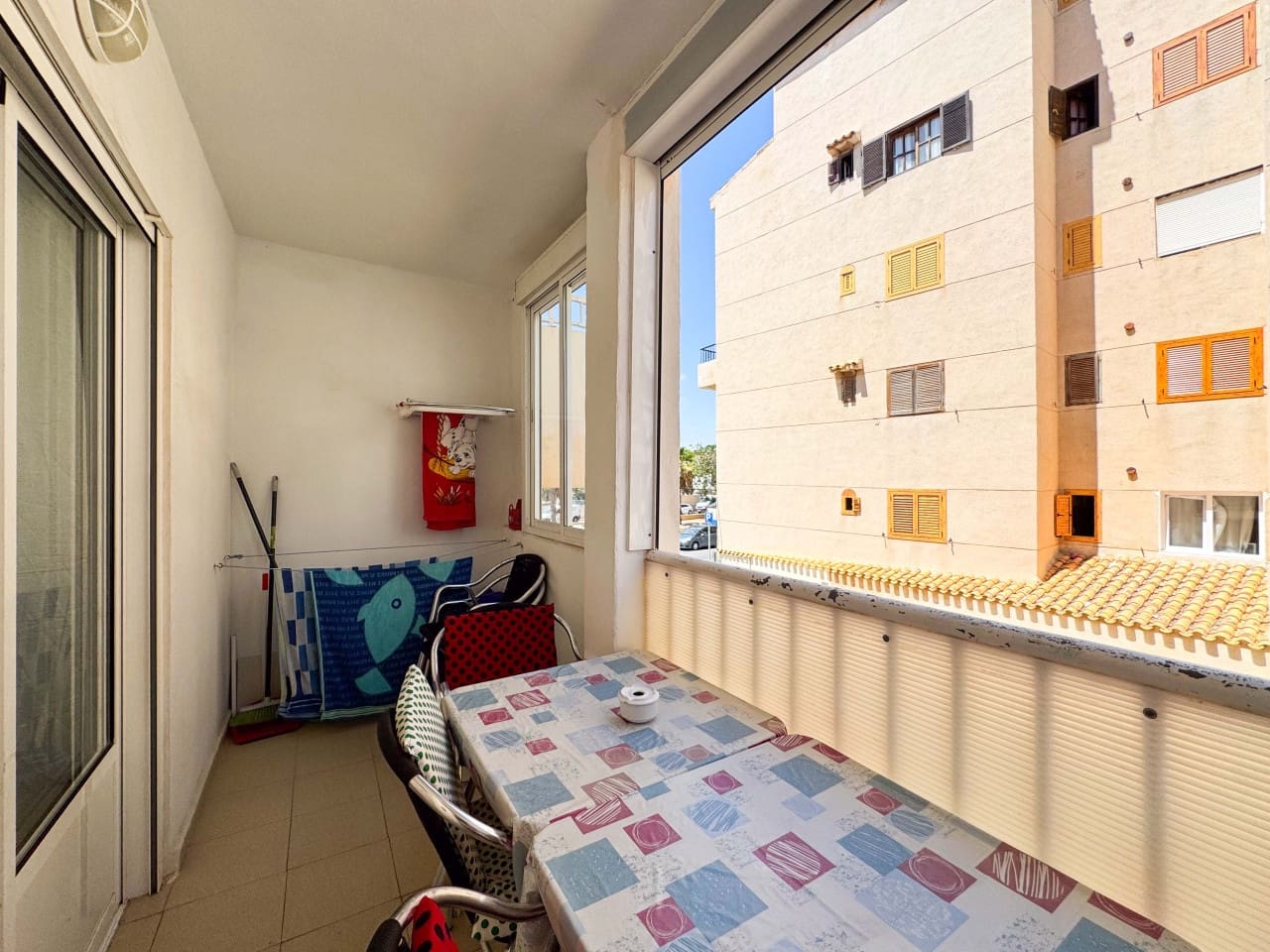 2 sovrum Lägenhet till salu i Torrevieja med pool - 135 000 € (Ref: 9233187)