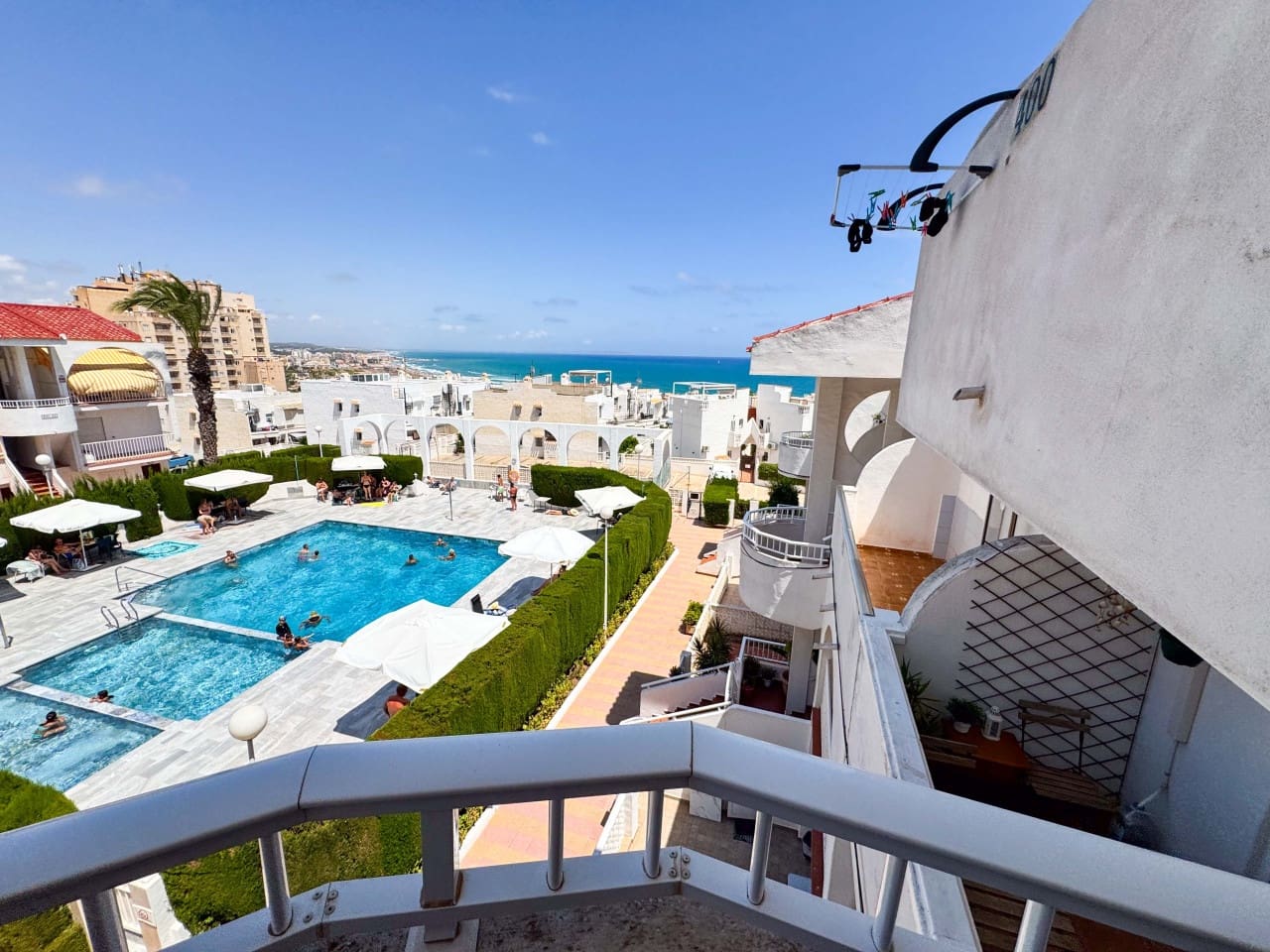 2 sovrum Lägenhet till salu i Torrevieja med pool - 135 000 € (Ref: 9233187)