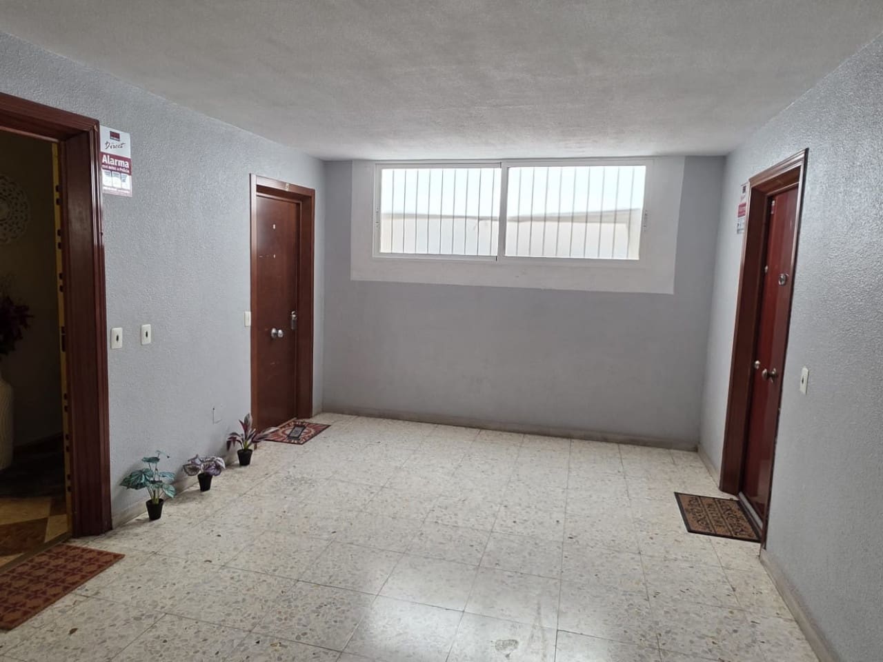 4 chambre Appartement à vendre à Torrevieja - 179 000 € (Ref: 9233190)