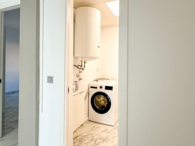 4 chambre Villa/Maison à vendre à Los Altos avec piscine garage - 995 000 € (Ref: 9233191)