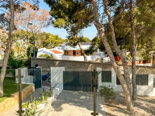 4 chambre Villa/Maison à vendre à Los Altos avec piscine garage - 995 000 € (Ref: 9233191)