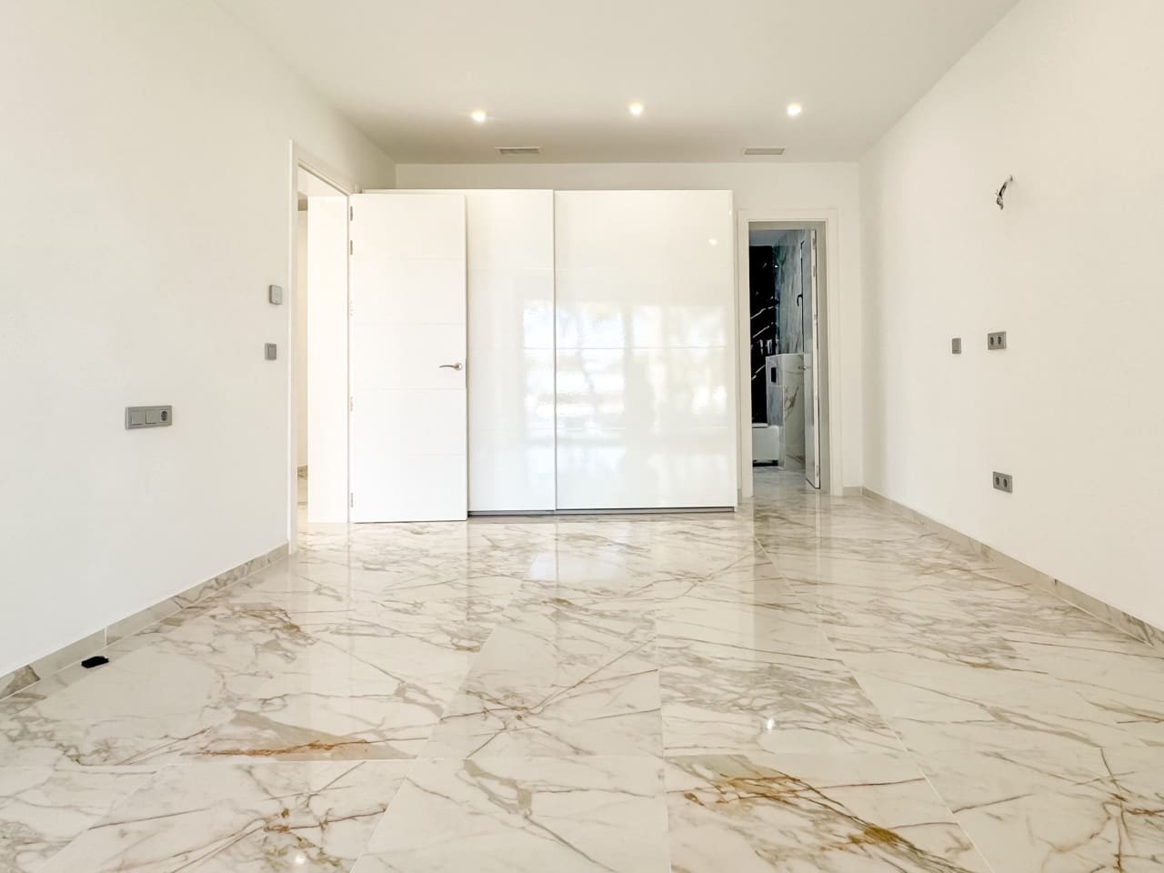 4 sovrum Villa till salu i Los Altos med pool garage - 995 000 € (Ref: 9233191)