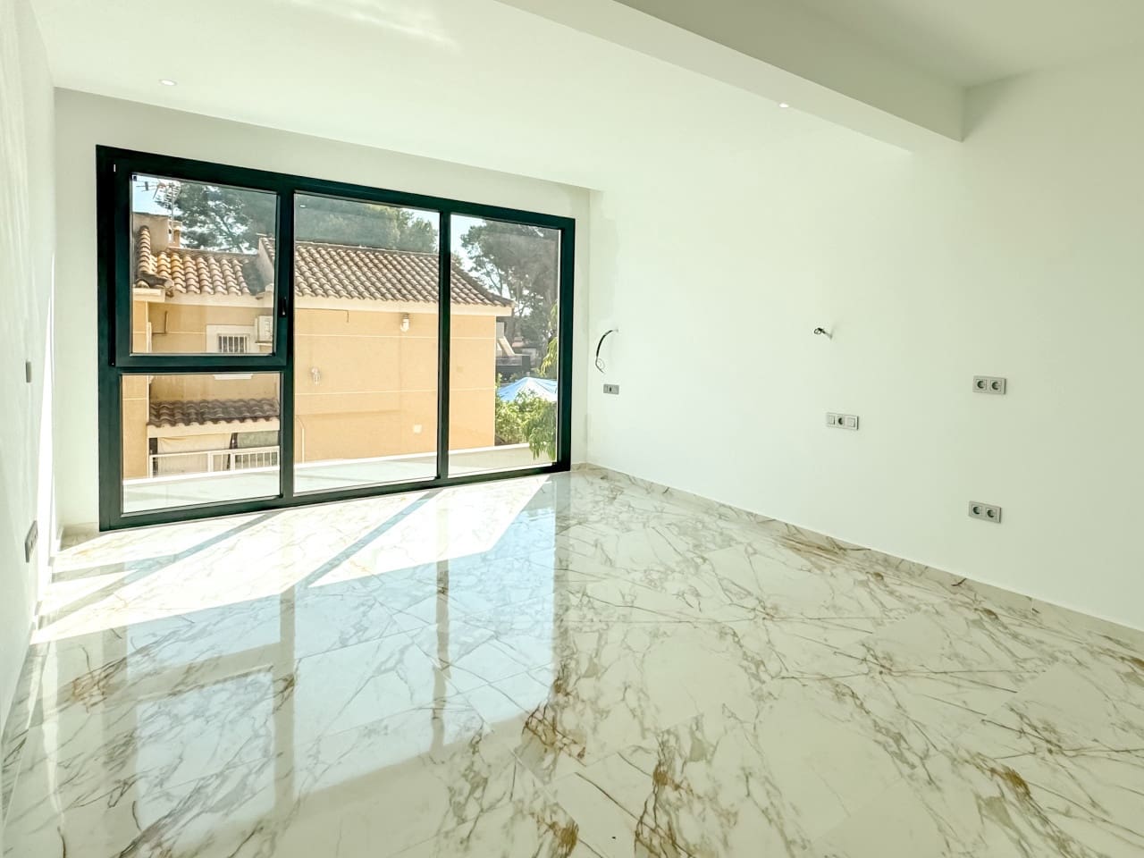 4 sovrum Villa till salu i Los Altos med pool garage - 995 000 € (Ref: 9233191)