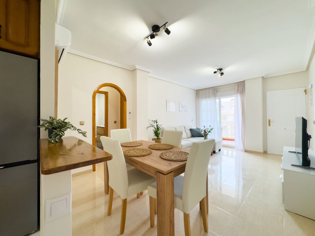2 slaapkamer Appartement te koop in Cabo Roig met zwembad - € 174.900 (Ref: 9233205)