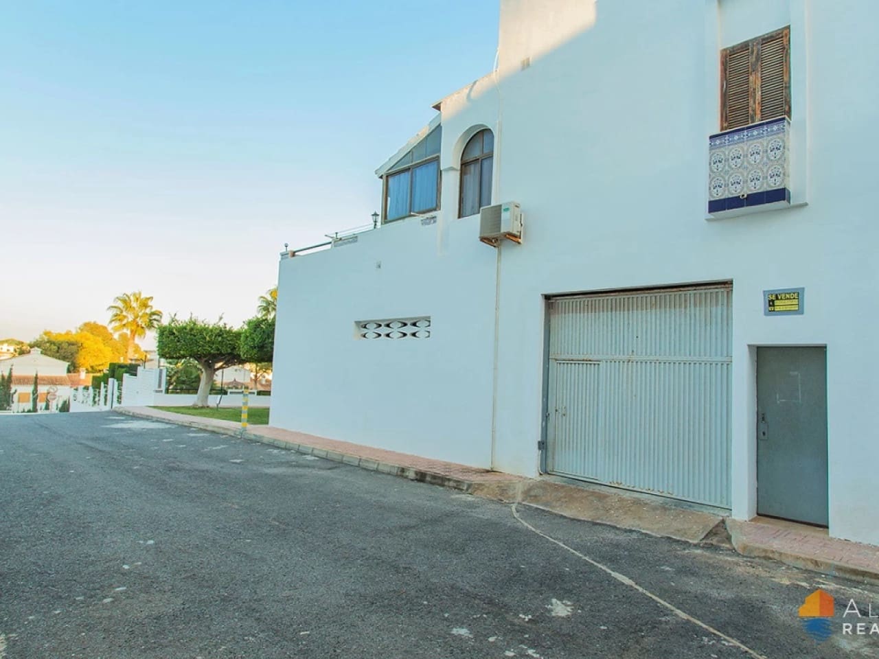 Garagem para venda em Torrevieja - 20 000 € (Ref: 9233208)