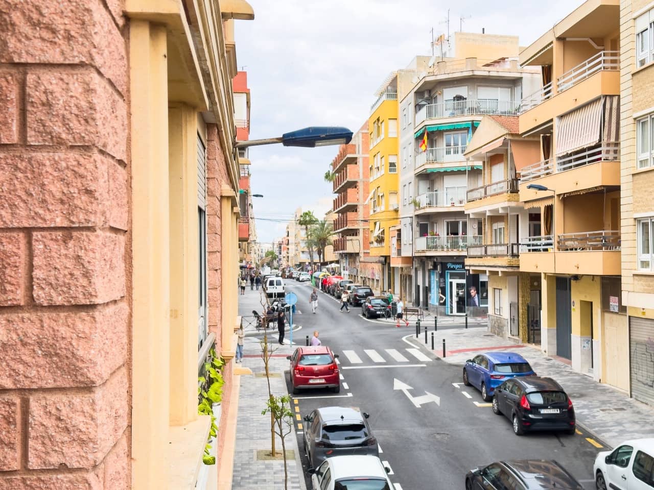 2 Zimmer Apartment zu verkaufen in Torrevieja mit Pool - 178.000 € (Ref: 9233209)